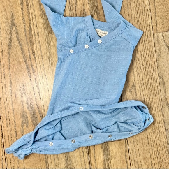 Burt’s Bees Baby Newborn Baby Boy Textured Organic Footed Onesie Size Newborn - Picture 8 of 9